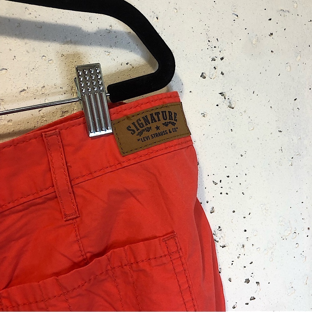 Levi's Signature Zipper Button Fly 100% Cotton Red Cargo Shorts misses Size 18 - Picture 5 of 7